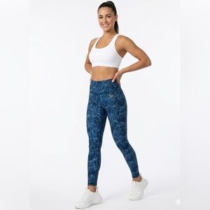 Navy Geometric High Rise Leggings Size Large 25” Inseam Yoga Athleisure